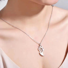 Load image into Gallery viewer, Heart Magnetic Pendant Necklace For Women Valentine&#39;s Day Jewelry Gift

