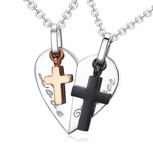 Laden Sie das Bild in den Galerie-Viewer, Jesus-Kreuz-Herz-Anhänger-Halskette Gravieren Sie Namen für BFF-Paare
