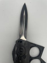 Laden Sie das Bild in den Galerie-Viewer, Skull Rider Knuckles Knife OTF Doppelseitige Klinge

