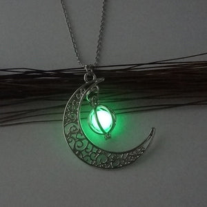 Leuchtende leuchtende Mond-Kürbis-Halskette