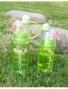 Tragbare Wasserflasche zum Trinken und Beschlagen zum Abkühlen von Outdoor-Sportarten